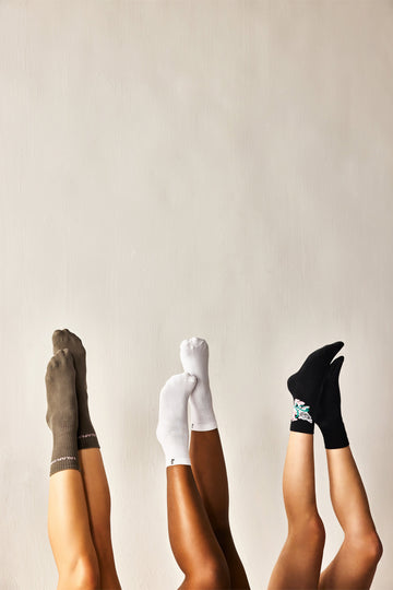 SET OF 3 SOCKS - BLACK / LALA GREEN / WHITE