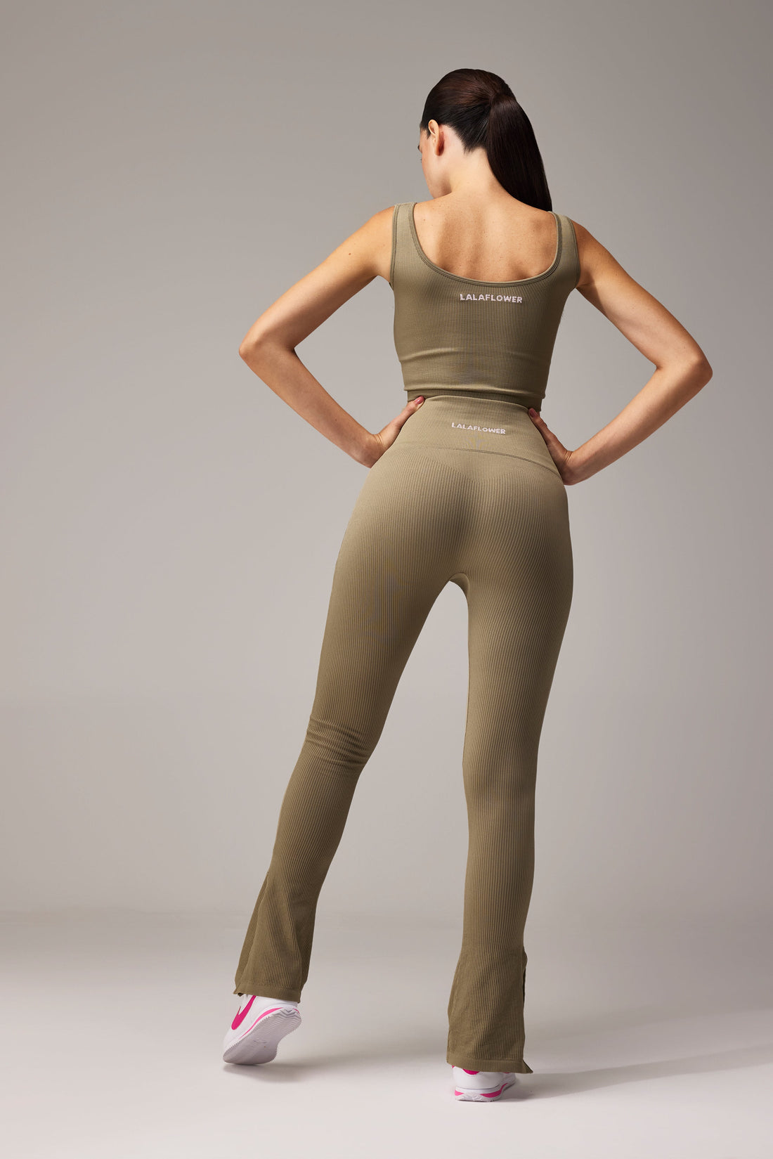 SEAMLESS FLARE PANTS WITH SLIT - LALA GREEN
