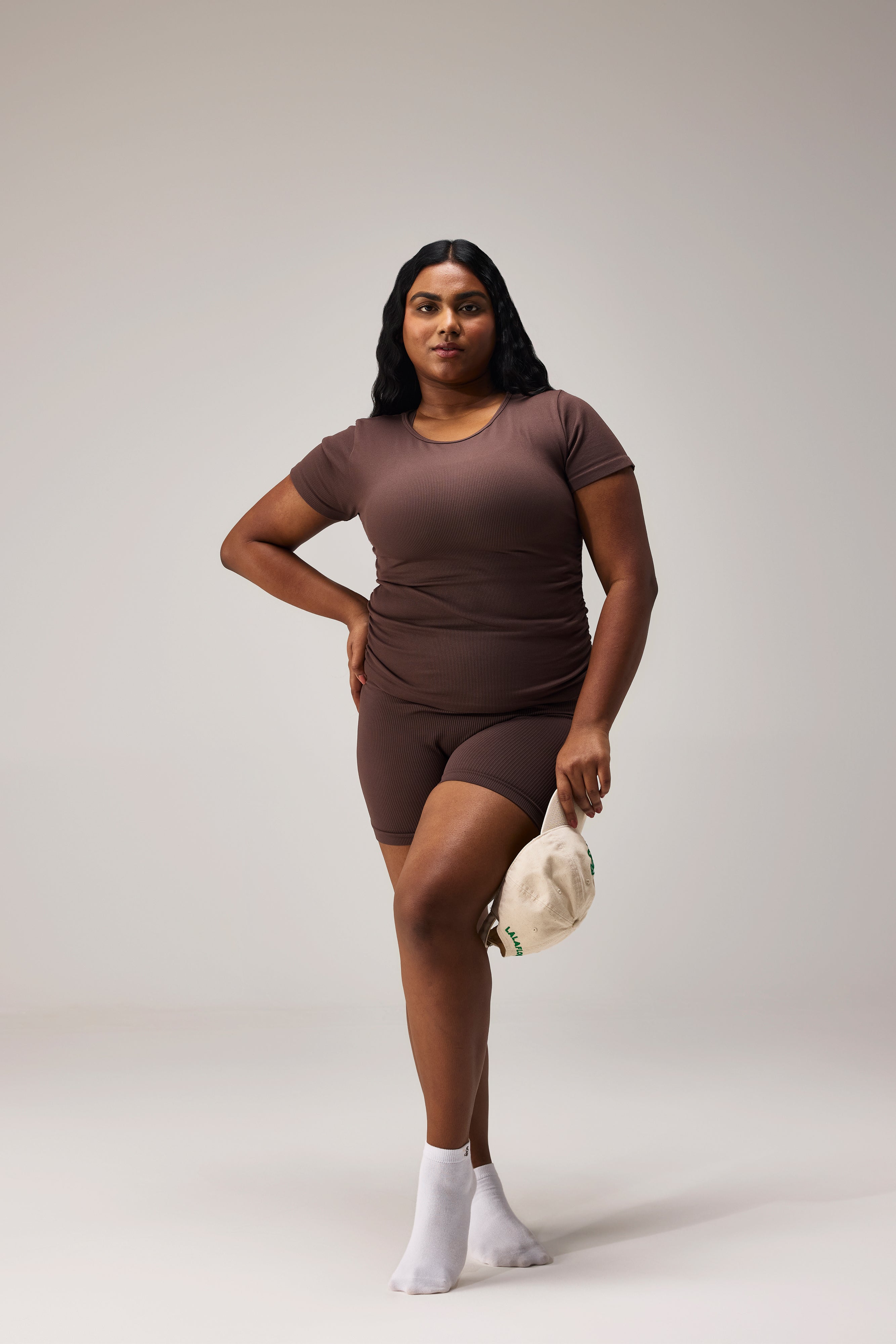 SEAMLESS TSHIRT - COFFEE