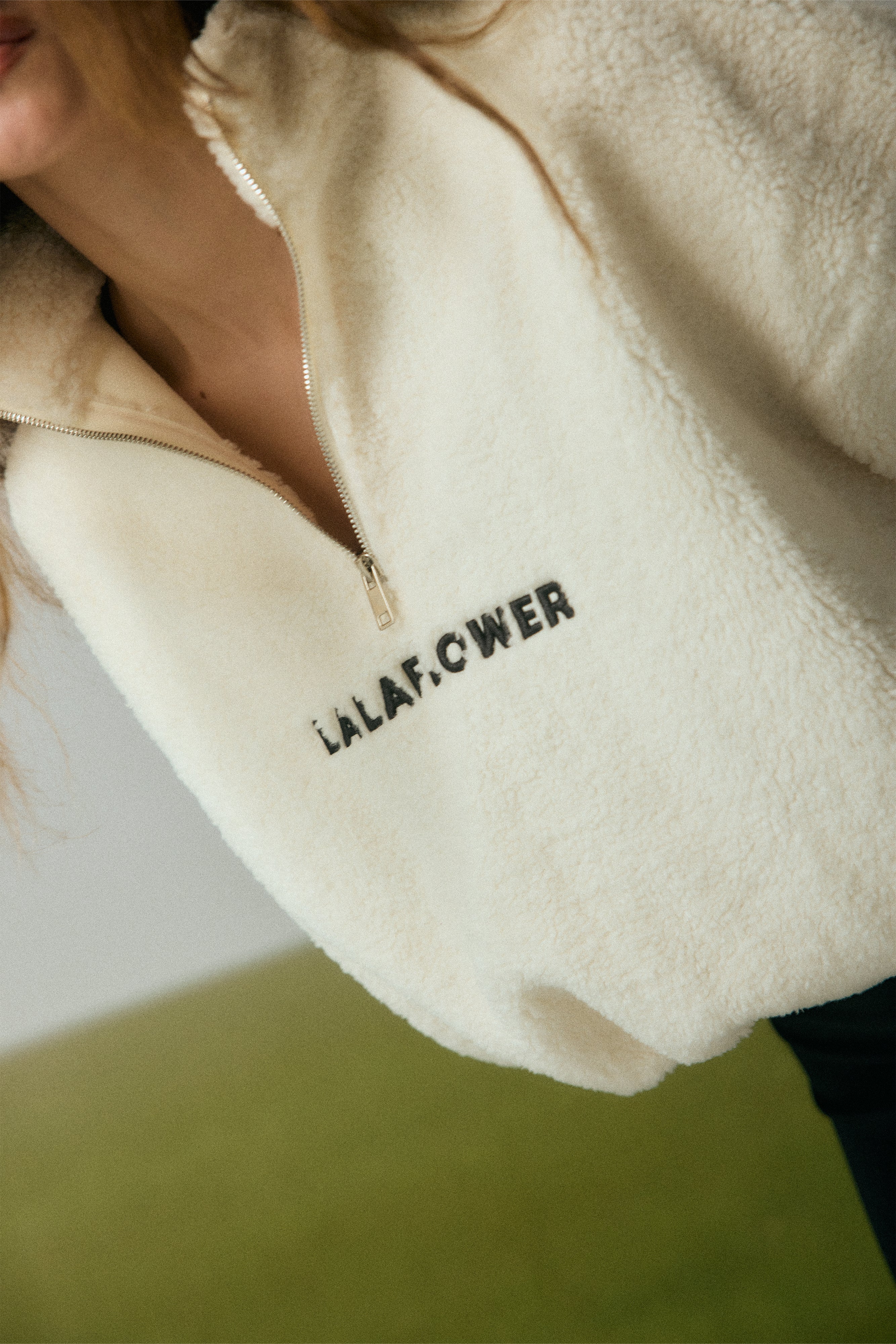 SNOW WHITE OVERSIZED SHERPA JUMPER