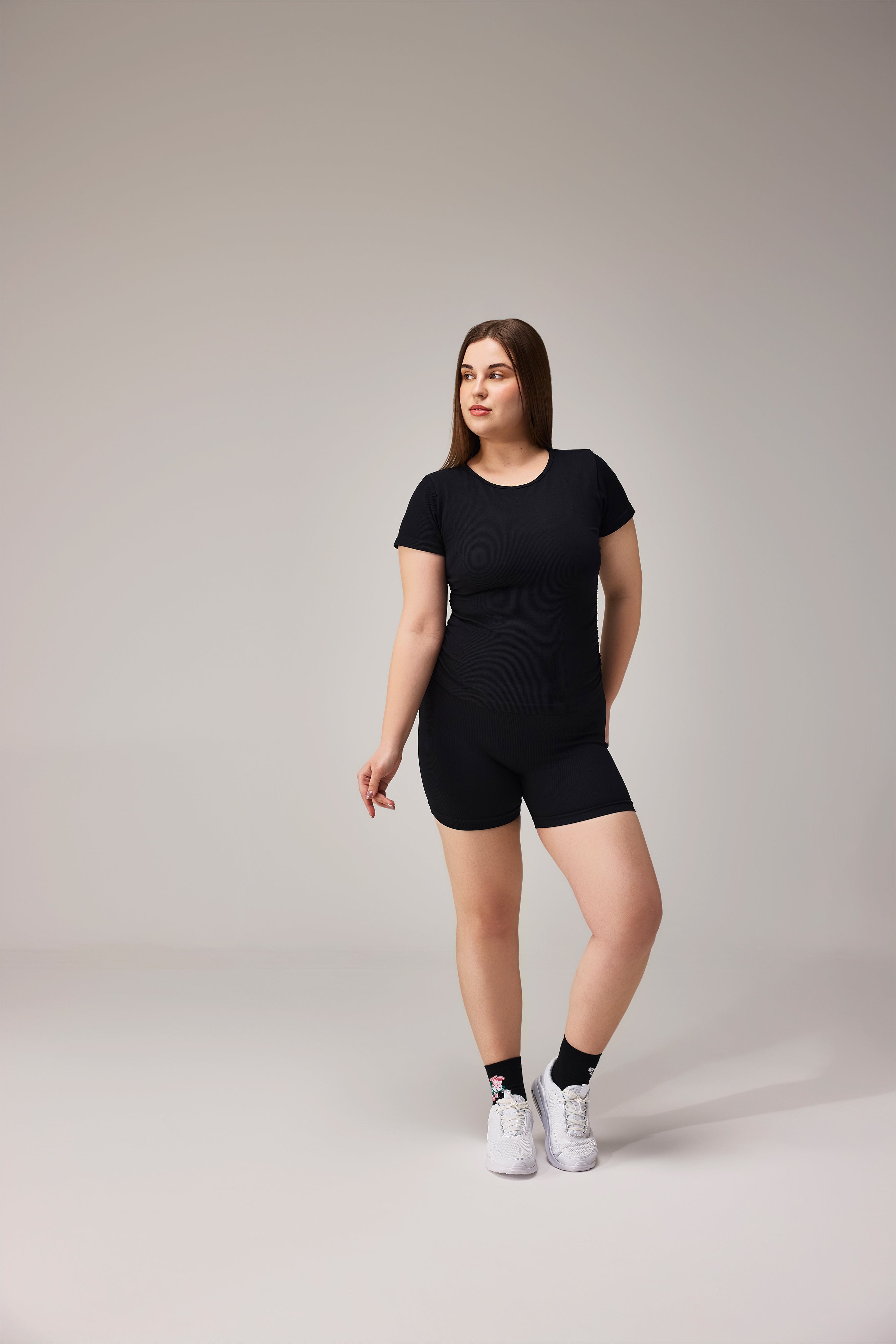 SEAMLESS TSHIRT - BLACK