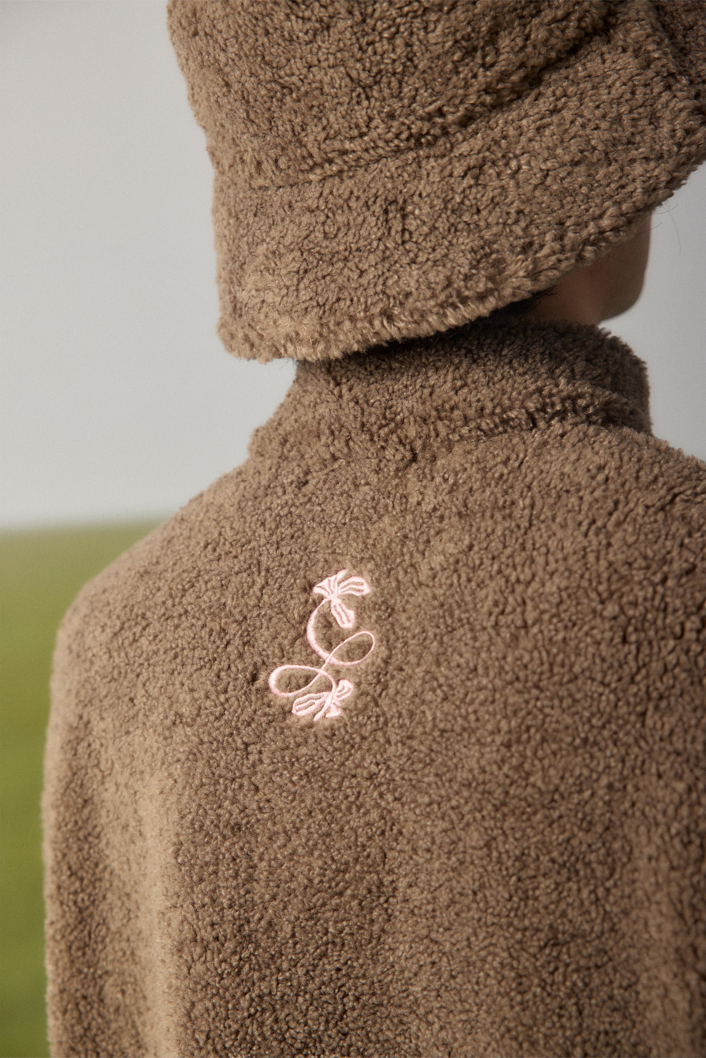 LALAGREEN OVERSIZED SHERPA JUMPER