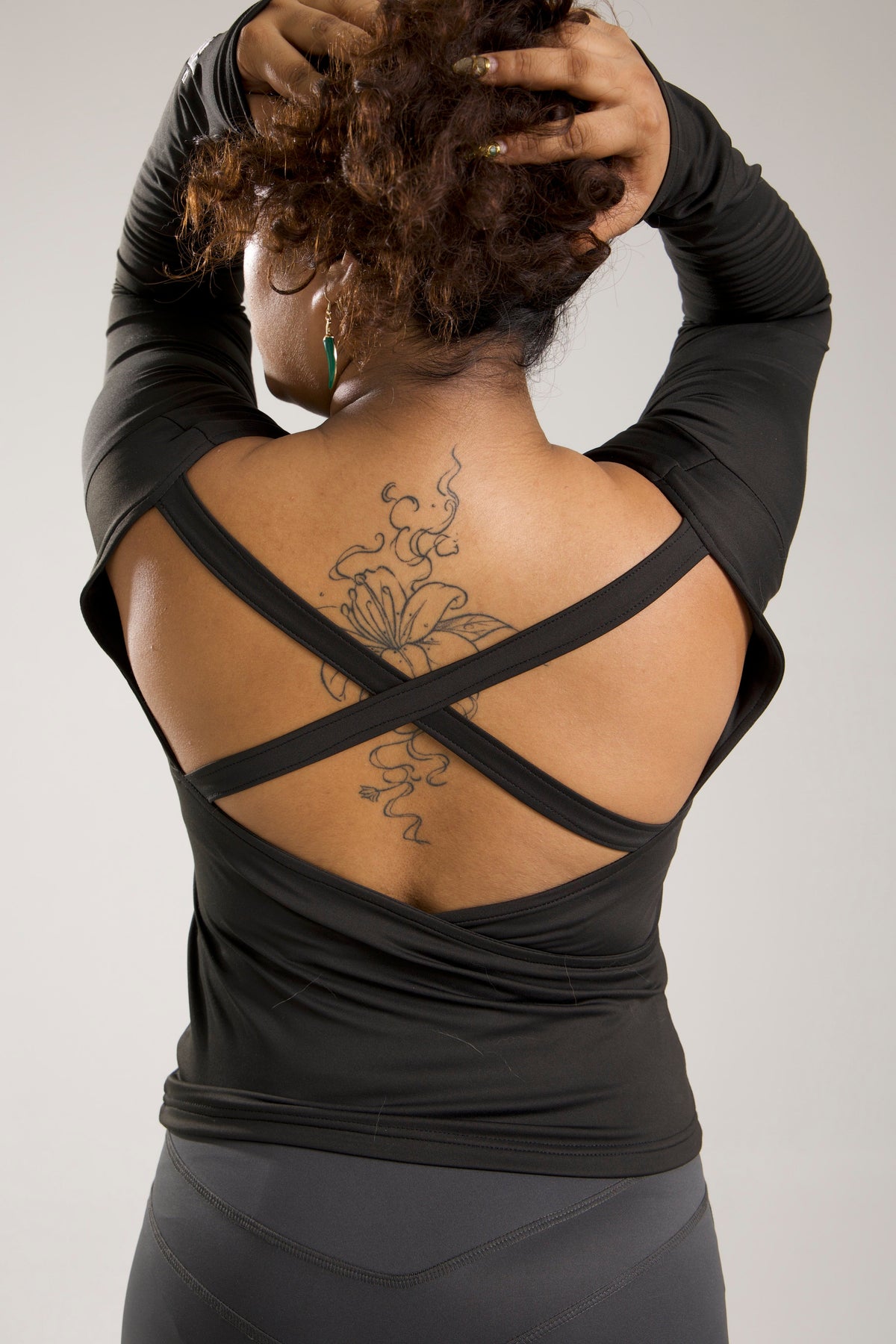 Black Elevated Full Sleeves Top – Isaymove activewear