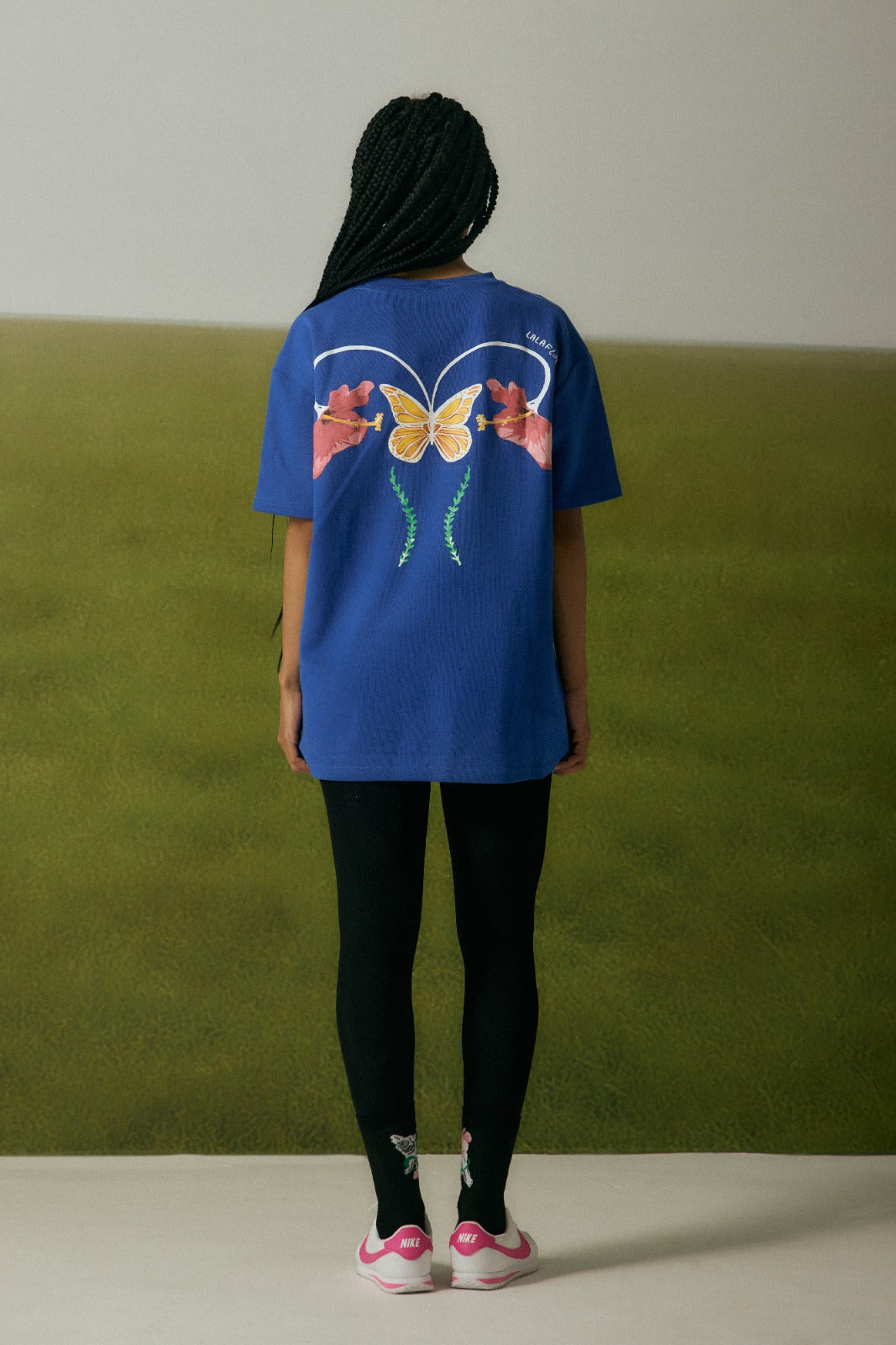 BLUE OVERSIZED T-SHIRT IN THE BUTTERFLY ANATOMY PRINT