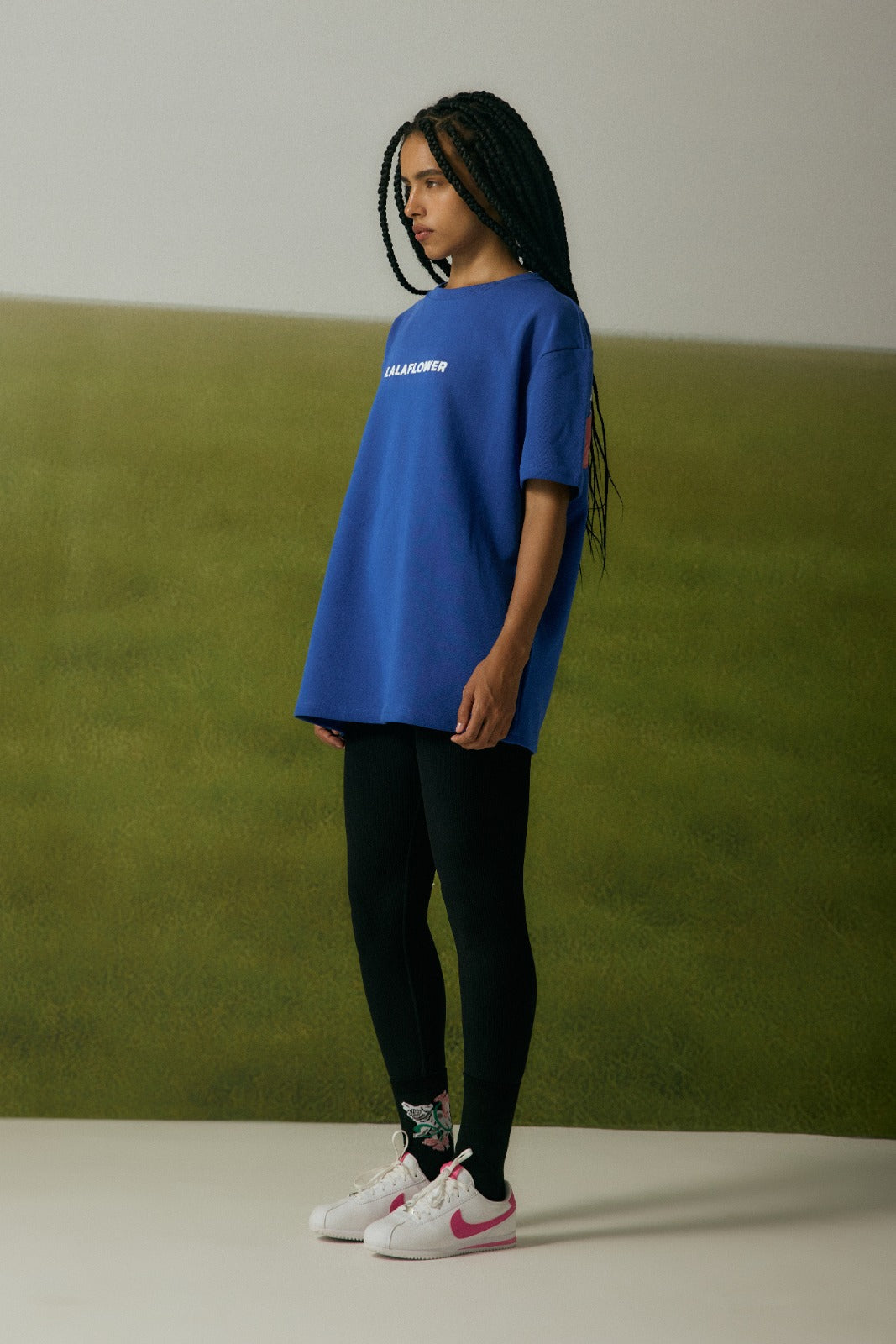 BLUE OVERSIZED T-SHIRT IN THE BUTTERFLY ANATOMY PRINT