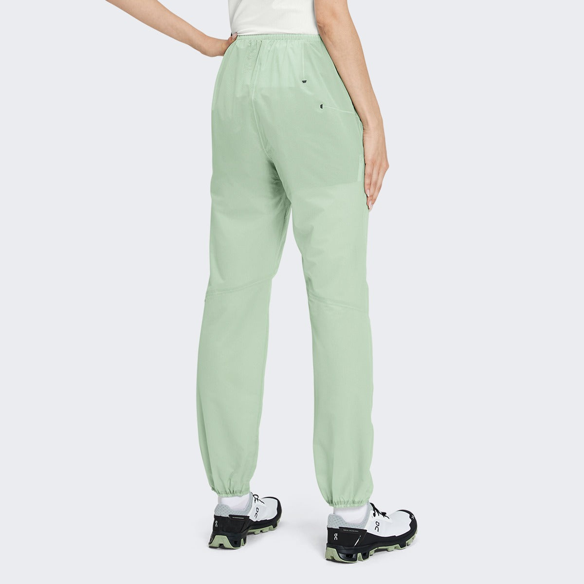 ON Women Green Polyester Blend Running Pant